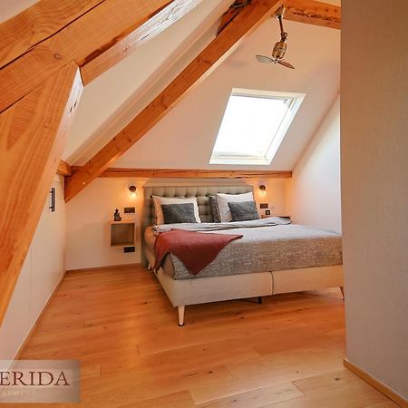 Loft Merida - Designer Apartment With Large Bathtub Бутгенбах Екстериор снимка